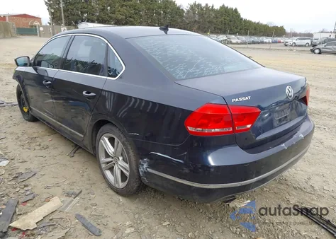 2015 Volkswagen Passat 1.8T Se из США, поврежденный, VIN 1VWBT7A33FC016912